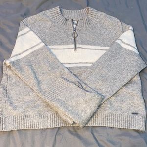 Hollister cropped boxy pullover